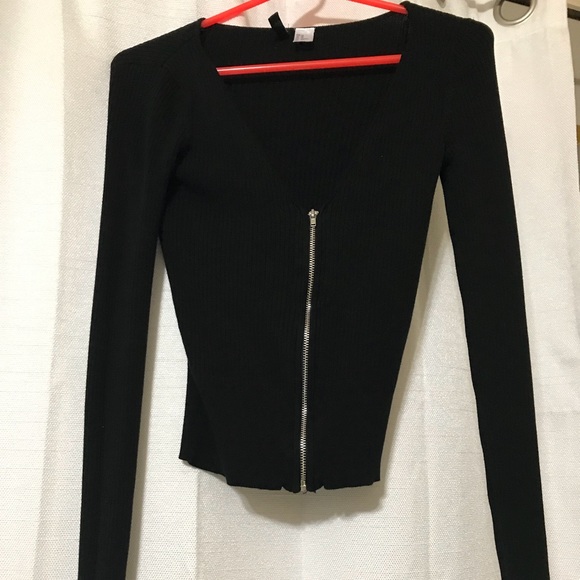 H&M black long sleeve zip up - Picture 1 of 1